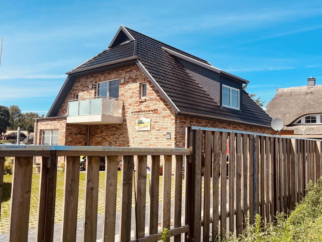 Holmblick - Boddenblick, Balkon, 2 Schlafzimmer, 4 Personen Born Kültér fotó